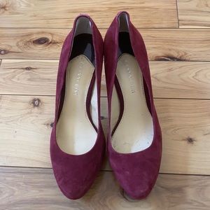 Merlot colored Gianni Bini suede leather heels